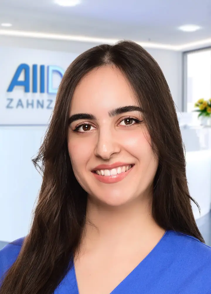 Portrait zahnmedizinische Prophylaxeassistenz Salma Chahine (AllDent Dresden)