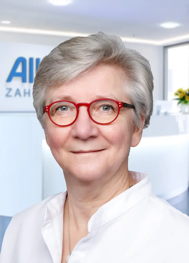Portrait Zahn&auml;rztin Antje Lehmann (AllDent Dresden)
