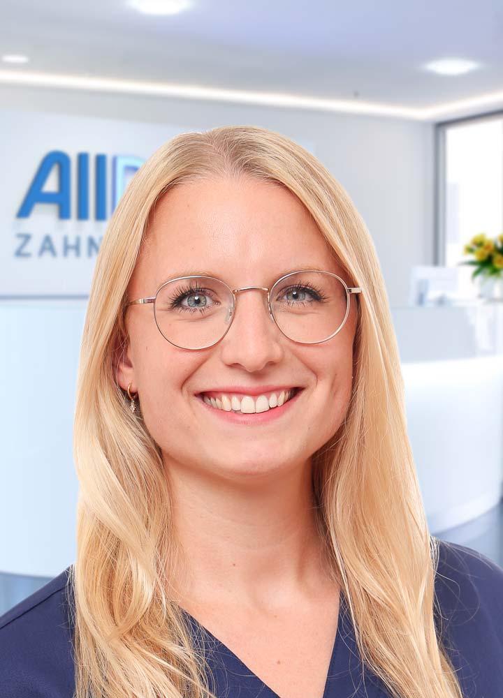 Portrait Oralchirurgin I. Göllnitz (AllDent Leipzig)